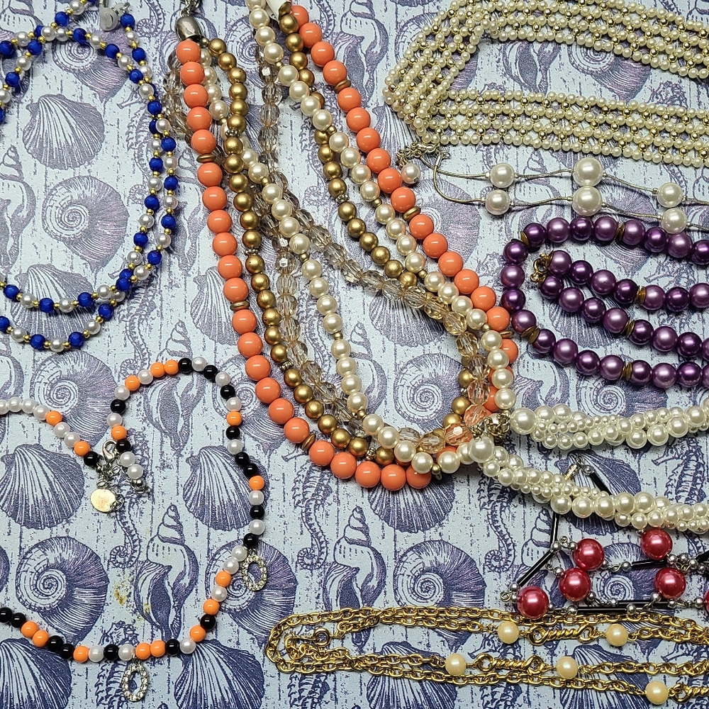 Set of Pearl Necklaces